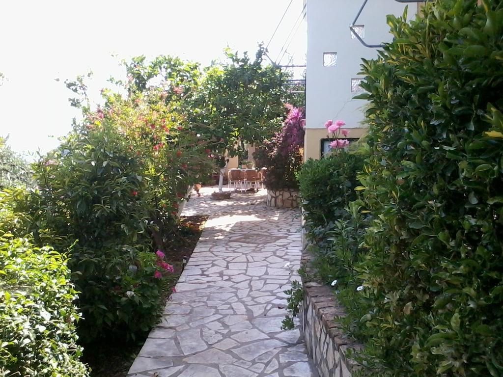Butterfly Appartments Barbati Luaran gambar